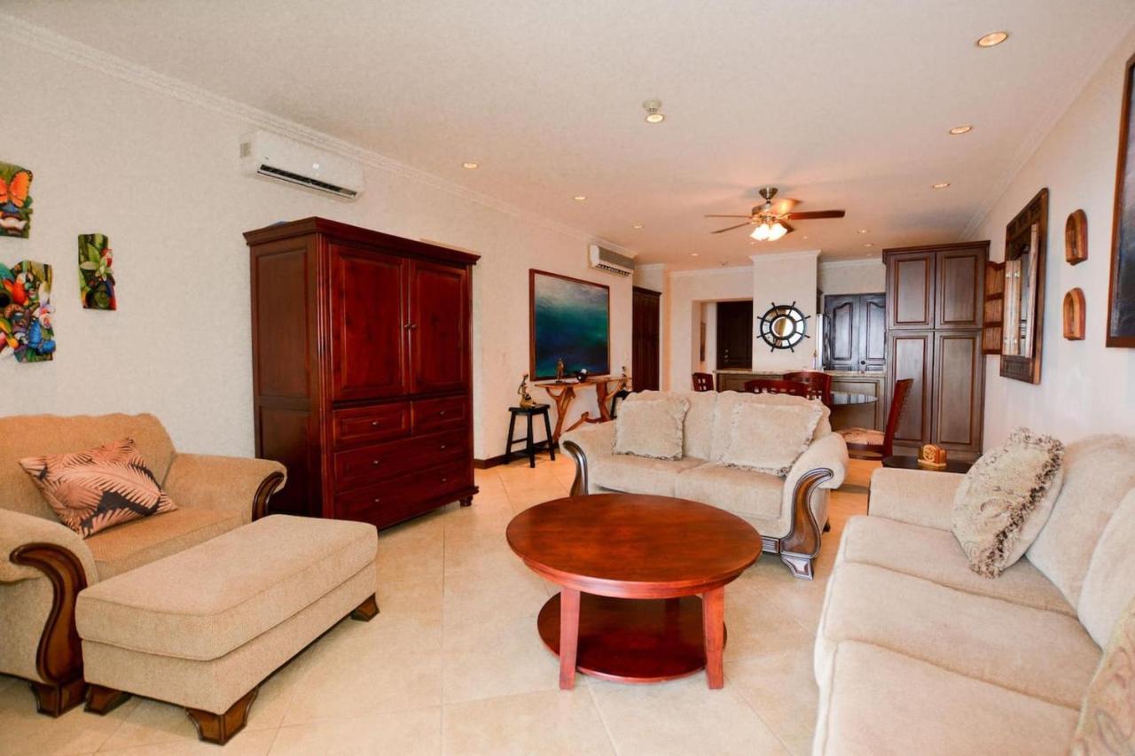 Exquisitely Decorated 5Th-Floor Aerie With Views Of Two Bays In Flamingo Villa Playa Flamingo Kültér fotó